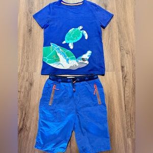 Mini Boden appliqué tee and adventure shorts bundle 11Y